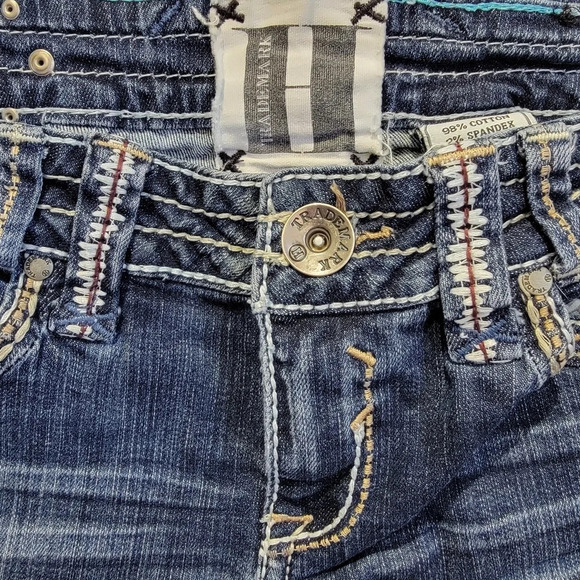 Trademark H Cropped Denim Jeans Logo Embroidered Cuffed Medium  Wash Size 29 - Picture 6 of 15